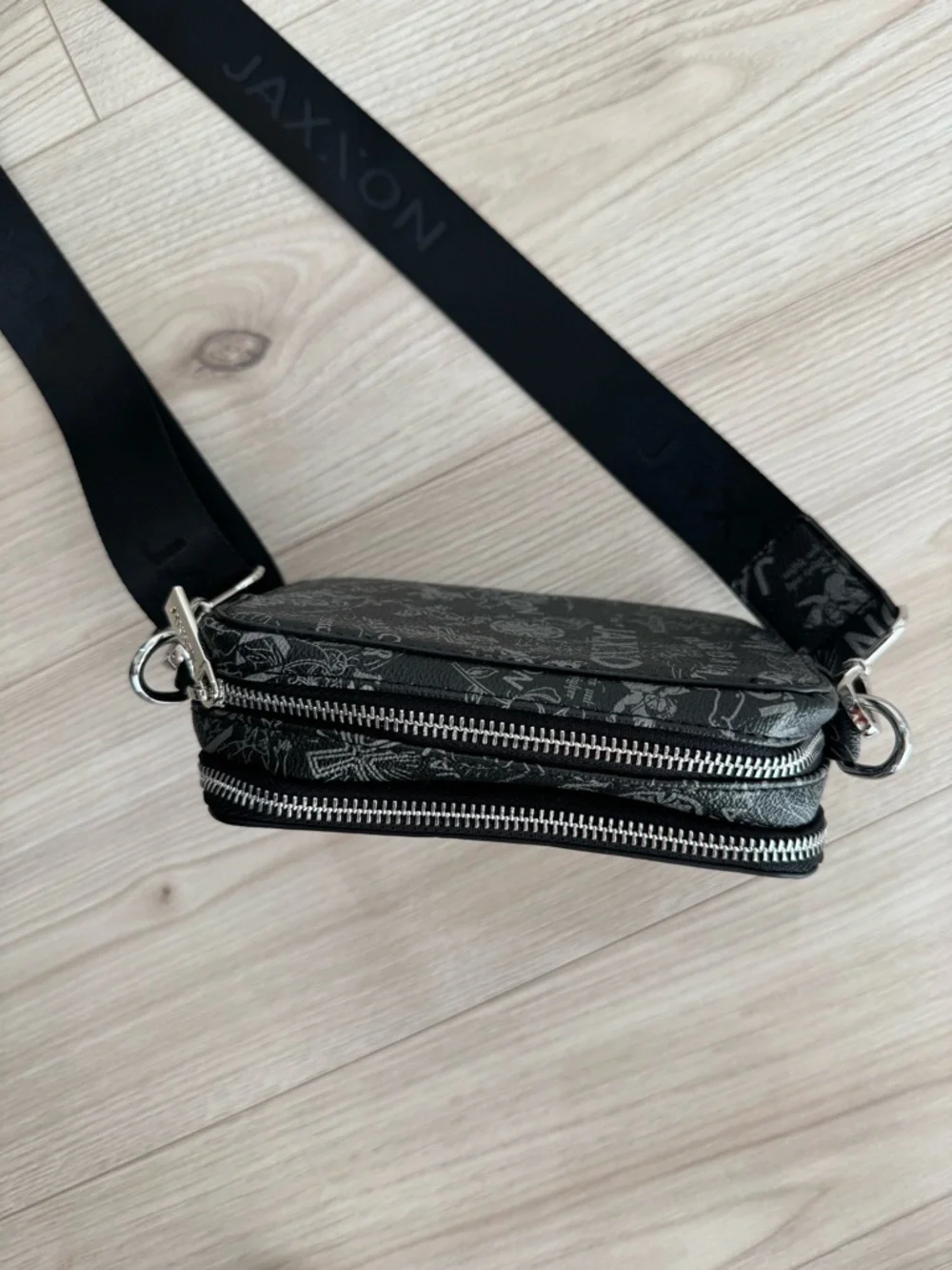 Jaxxon crossbody bag - Picture 5 of 6
